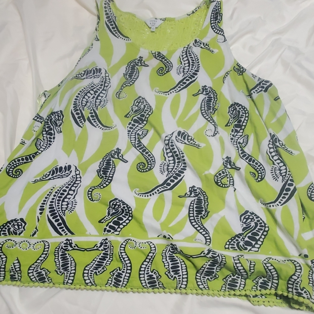 Crown & ivy tank